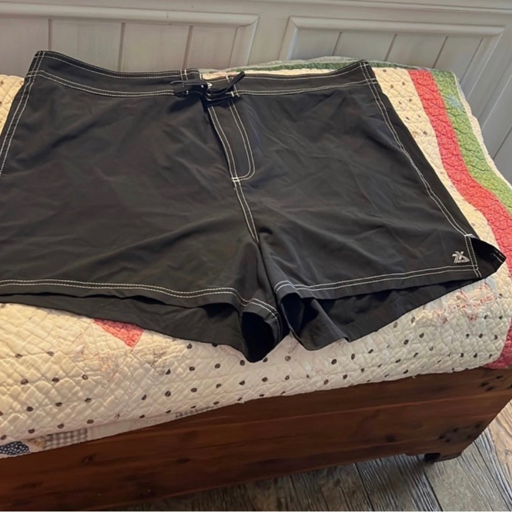 Women’s swimsuit bundle 2x (20w)